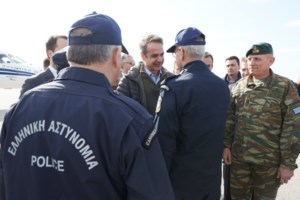 Έβρος: Φραγμός στην είσοδο 5.000 μεταναστών - 45 συλλήψεις [εικόνες] - εικόνα 6