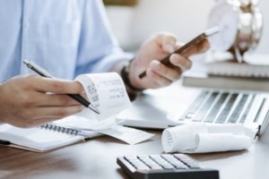 Σούπερ μάρκετ: 646 εκατομμύρια παραπάνω έφεραν οι ανατιμήσεις στα ταμεία τους