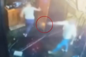 Θύμα ληστείας πρώην μοντέλο στο κέντρο της Γλυφάδας - Της έκλεψαν ρολόι και δαχτυλίδι αξίας 100.000 ευρώ