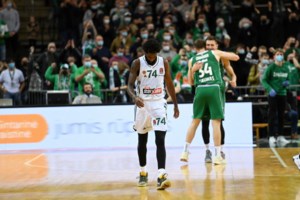 Euroleague: Αρνητής εκτός έδρας νίκης - Δεν εμφανίστηκε στην 4η περίοδο ο Ολυμπιακός, ήττα από την Εφές - εικόνα 2