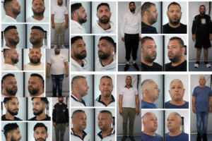 "Βάλτε τα χρυσαφικά στη λεκάνη": Καρέ - καρέ η δράση Ρομά που παρίσταναν τους τεχνικούς της ΔΕΗ