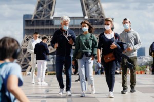 Γαλλία: Δεκάδες πρόστιμα σε πολίτες που δε φορούσαν μάσκες, σε διαδήλωση κατά... της μάσκας