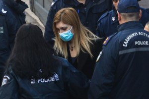 Δίκη Ρούλας Πισπιρίγκου: "Καταδικάστε με επειδή δεν φώναξα, όχι για ανθρωποκτονία"- Καταιγιστική η Πρόεδρος που ξέσπασε - εικόνα 4