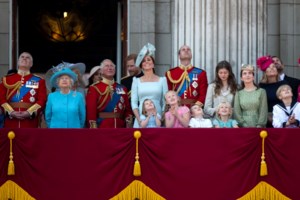 Οι ελληνικές ρίζες του Καρόλου: Η ιστορία του παππού του Πρίγκιπα Ανδρέα - Η Μικρασιατική Καταστροφή και η καταδίκη σε θάνατο - εικόνα 3