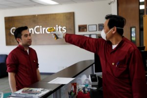 Κορονοϊός: Πάνω από ένα τεστ την ημέρα κάνει ο Ντόναλντ Τραμπ - εικόνα 2