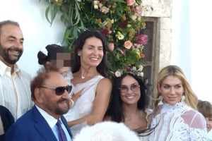 Αγνώριστος ο Άρης Σερβετάλης: Μιλάει για τον ρόλο του ως Άγιος Νεκτάριος και την επιτυχία στο "Είσαι το ταίρι μου"