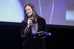 Ο παλιός κινηματογράφος φέτος στο θέατρο - 4 ελληνικές ταινίες που έχουμε αγαπήσει ζωντανεύουν στο σανίδι - εικόνα 4