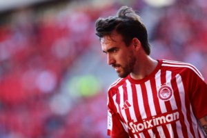 Συγκίνησε ο Ιμπόρα στο "αντίο" του - "Ολυμπιακέ, Πειραιά, Ελλάδα ευχαριστώ"- Κλείνουν τον Ντάνι Γκαρθία οι "ερυθρόλευκοι" - εικόνα 4