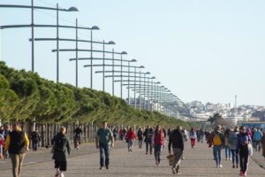 Κλιματική κρίση: Τι δείχνει ο "Κοπέρνικος" για το φετινό καλοκαίρι στην Ελλάδα - Πού θα κυμανθούν οι θερμοκρασίες