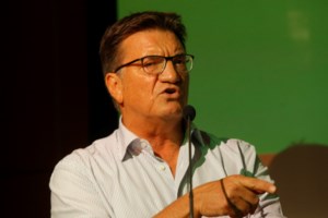 Συνάντηση Τσίπρα με ΓΕΝΟΠ-ΔΕΗ: Δεν πρόκειται για πώληση του 17% αλλά για "εκχώρησή του"