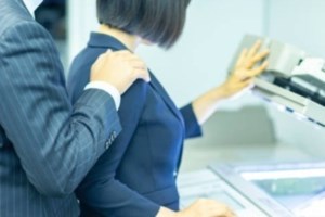 Συνελήφθη αστυνομικός για ασέλγεια κατά ανήλικων: Είχε φτιάξει προφίλ ως προπονητής και παρενοχλούσε κορίτσια