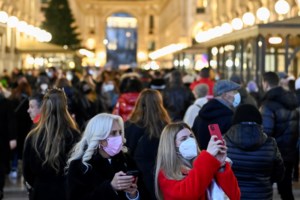 Μπουρλά: Θα χρειαστούμε και τέταρτη δόση εμβολίου για την μετάλλαξη Ομικρον