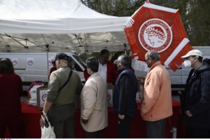 Καθαρά Δευτέρα: Πώς έκανε Κούλουμα η Ελλάδα - Σε παραλίες, πάρκα και βουνά - Στον Λόφο Φιλοπάππου οι Αθηναίοι [Εικόνες] - εικόνα 6