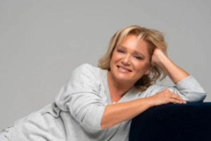 Απολαυστική Μαρία Καβογιάννη για την πρεμιέρα του Maestro στο Netflix: "Ερχόμαστε κόσμε"