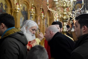 "Ξαναχτύπησε" ο Μητροπολίτης Πειραιώς Σεραφείμ: Συνέδεσε τις πυρκαγιές με την ομοφυλοφιλία