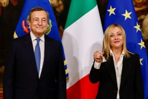 Άτυπη συνάντηση Μακρόν - Μελόνι στη Ρώμη