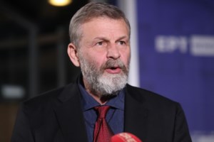 Debate ΣΥΡΙΖΑ: Το ντέρμπι Φάμελλου - Πολάκη και το μεγάλο ερωτηματικό της συμμετοχής