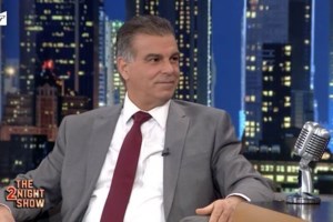 Γιώργος Τσούκαλης: Το μικρό μνημείο που έστησε στο σημείο της δολοφονίας του Γιώργου Καραϊβάζ - εικόνα 2