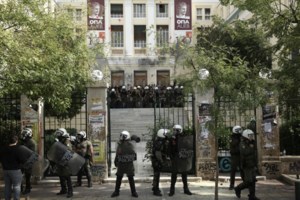 Αλέξης Τσίπρας: Οι ένοπλοι αστυνομικοί στις σχολές δεν θα λύσουν προβλήματα, θα δημιουργήσουν κι άλλα