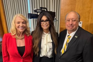 Πιο κοντά στην επικύρωση του διορισμού της η Γκίλφοϊλ: 13 ψήφοι υπέρ και 9 κατά στην Επιτροπή Διεθνών Σχέσεων