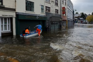 Στο έλεος της κακοκαιρίας η Ιταλία: Έξι νεκροί στη χώρα και δύο αγνοούμενοι - εικόνα 3