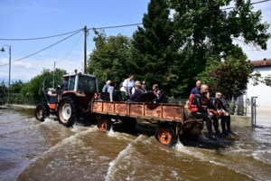 Επισήμως έξι οι αγνοούμενοι από τις πλημμύρες στη Θεσσαλία - Συνεχίζονται οι έρευνες διάσωσης - Και νέα 112, οι περιοχές που κινδυνεύουν - εικόνα 8