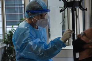 Κορονοϊός: Συναγερμός στη Θήβα - Νέο κρούσμα σε εργοστάσιο - εικόνα 2