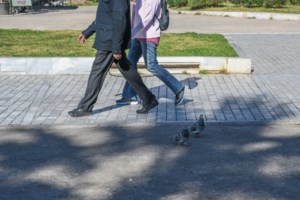 Αστατος ο καιρός σήμερα - Η πρόγνωση για το τριήμερο της 25ης Μαρτίου, πού και πότε θα βρέξει