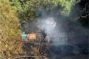 Αανατροπή πυροσβεστικού οχήματος σε φωτιά στην Αχαΐα - Εγκλωβίστηκαν 2 πυροσβέστες