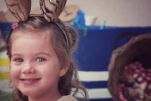 Πάτρα: Νέες ζωγραφιές της Τζωρτζίνας - Η σχολική της τσάντα και οι στίχοι από τραγούδι του Αντώνη Ρέμου [Βίντεο] - εικόνα 3