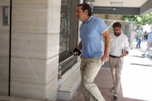 Reuters: Η Ελλάδα άντλησε 2,5 δις ευρώ με ιστορικά χαμηλό κόστος - εικόνα 3