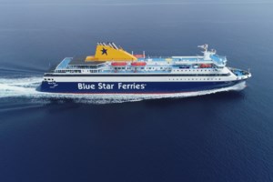 Ζητάει και τα ρέστα η μητέρα της 24χρονης Θεσσαλονικιάς που είχε κορονοϊό και έφυγε για Σαντορίνη [Βίντεο]