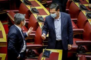 Καταγγελία Ανδρουλάκη: Πολιτικά και οικονομικά συμφέροντα εμπλέκονται στα εσωτερικά του ΚΙΝΑΛ