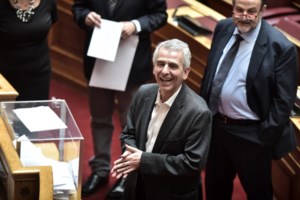 Υποθεση Παπαγγελόπουλου: Διεύρυνση κατηγορητηρίου με 175 "ναι" - Η εξήγηση για το λάθος του Καλογιάννη