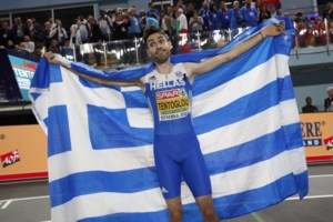 Μίλτος Τεντόγλου για Τέμπη: "Είναι τραγικό, ντρέπομαι και να μιλήσω" [βίντεο]