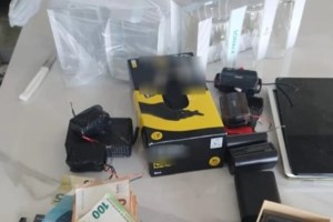 Τούρκοι μαφιόζοι στην Ελλάδα: Η χλιδάτη ζωή σε μισθωμένες βίλες και η αδυναμία στα πανάκριβα αυτοκίνητα - εικόνα 2