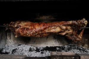 Υπουργείο Ανάπτυξης: Διαψεύδονται οι καταστροφολόγοι που μιλούσαν για το ακριβότερο Πάσχα όλων των εποχών