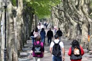 Κορονοϊός: Νέο "πακέτο - γίγας" από Κόντε 55 δισ. ευρώ για πολίτες και επιχειρήσεις