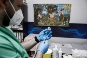 Σκουτέλης για εμβολιασμούς: Ανεξήγητος ο δισταγμός των πολιτών - εικόνα 2