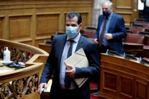 Εισαγγελέας και ΕΔΕ για τις καταγγελίες για εμβολιασμούς "μαΐμού" στην Καρδίτσα