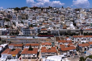 Πτώση των τιμών στην ηλεκτρική ενέργεια: Πού κυμάνθηκαν ρεύμα και φυσικό αέριο τον Ιούνιο