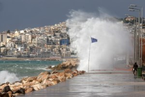 Κακοκαιρία: Πυκνή χιονόπτωση στη Φλώρινα - Κλειστά τα σχολεία την Τρίτη [Βίντεο]