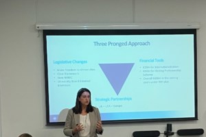 Κεραμέως για την τραγωδία στις Σέρρες: Την ίδια μέρα του δυστυχήματος πήγε στο σχολείο ψυχολόγος- Να αποδοθούν ευθύνες - εικόνα 2