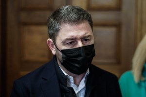 Ανδρουλάκης: Μητσοτάκης και Τσίπρας είναι δύο πρωθυπουργοί που απέτυχαν παταγωδώς - Δεν τους δίνουμε σωσίβιο