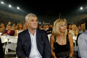 Δημήτρης Μελισσανίδης: Σπάνια κοινή εμφάνιση με τη σύζυγό του, Τζένη [εικόνες]