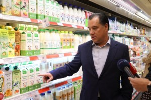 Γεωργιάδης: Τα σούπερ μάρκετ διαμαρτύρονται για το "καλάθι του νοικοκυριού" - Πουλάνε κάτω του κόστους