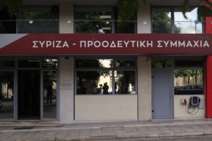 Επίθεση Ανδρουλάκη σε Μητσοτάκη: "Φοβάται; Μήπως όσους στοχοποίησε τούς έδωσε μεγαλύτερο ρόλο για να τους κλείσει το στόμα;"