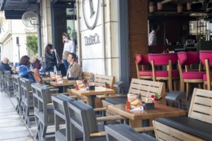 Ποια καταστήματα ανοίγουν από αύριο Δευτέρα - Οι νέοι κανόνες λειτουργίας - εικόνα 2