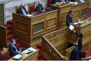 Στο αντάρτικο ο Κώστας Τζαβάρας (ΝΔ) για τις αλλαγές στα ΑΕΙ: Είναι κωμωδία, δεν θα είμαι υποψήφιος στις επόμενες εκλογές