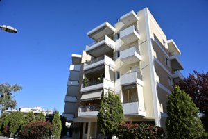 Μαρούσι: Αίρεται η κράτηση του 29χρονου που συνελήφθη μετά την πτώση της συντρόφου του από μπαλκόνι πολυκατοικίας